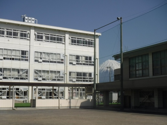 （写真）富士川第一小学校