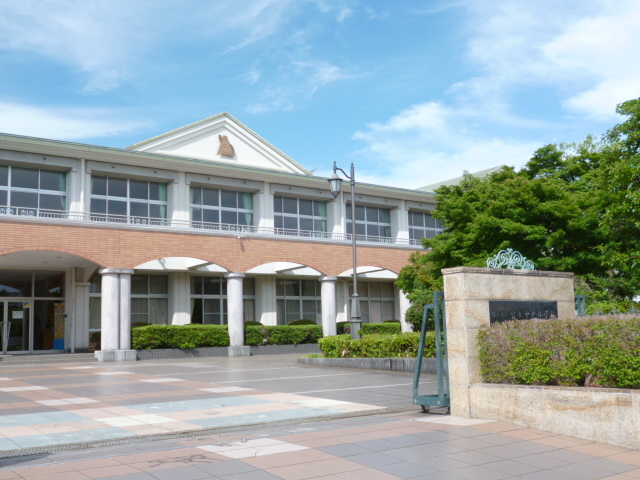 （写真）富士中央小学校