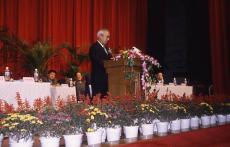 （写真）中国嘉興市友好都市提携10周年記念式典での市長挨拶