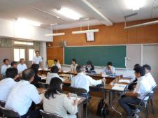 写真（富士川第二小学校教職員と教育委員との懇談会）