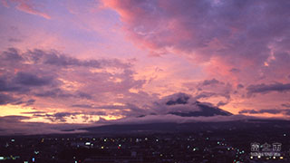 （写真）富士山と夕焼け