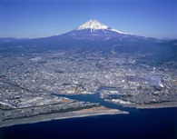 富士市の位置と地勢