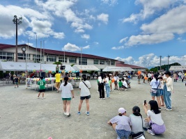 （写真）カラオケ大会の様子