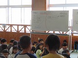 学年集会の様子