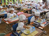 給食中の様子