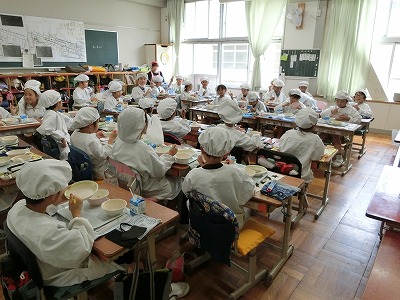 給食試食会1