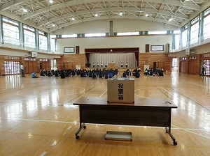 生徒会立合演説会の様子2