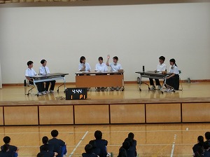 生徒会立合演説会の様子3