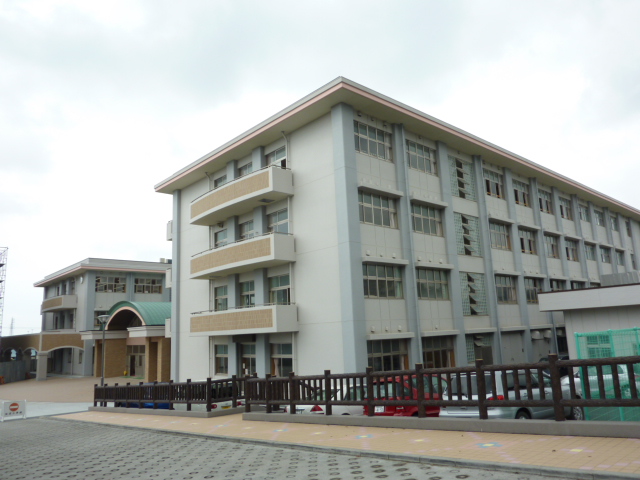 伝法小学校校舎
