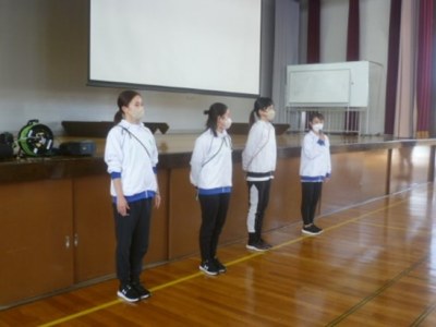 スポーツ大会「団体演技（ダンス）に向けて」の様子