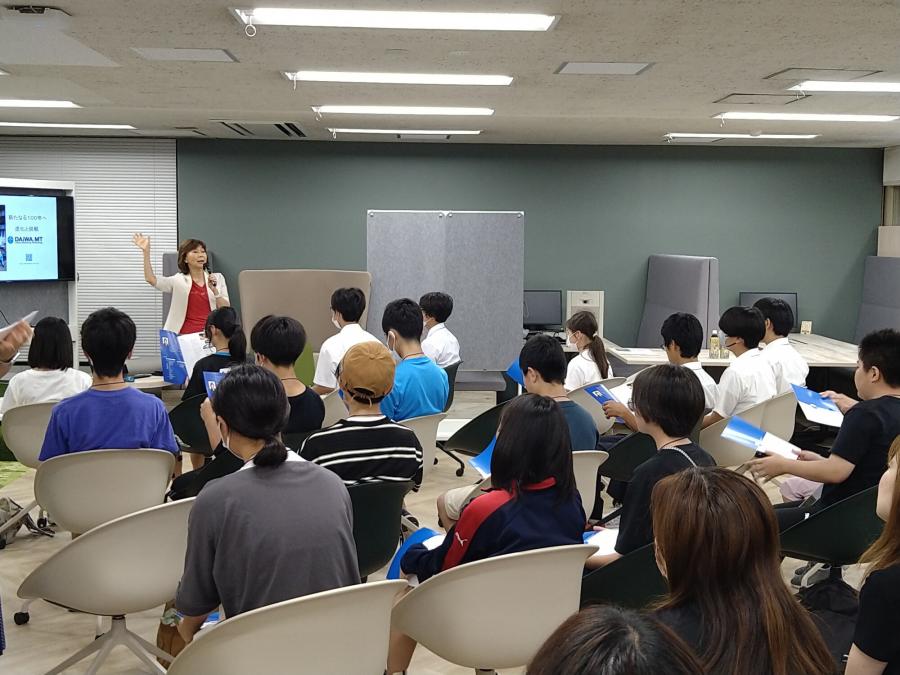 和久田氏の職業講話