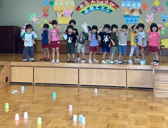 ばら紙飛行機
