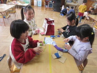 すみれ組の遊びの様子1