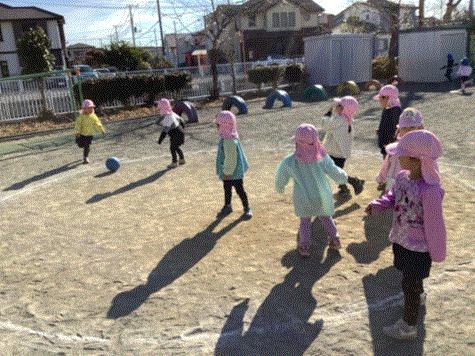 戸外遊びの写真