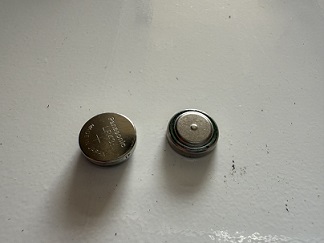 ボタン電池