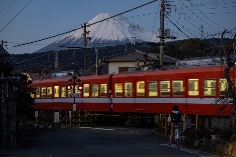 薄暮の家路