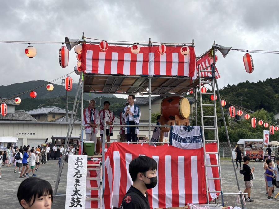 挨拶をする市長の写真