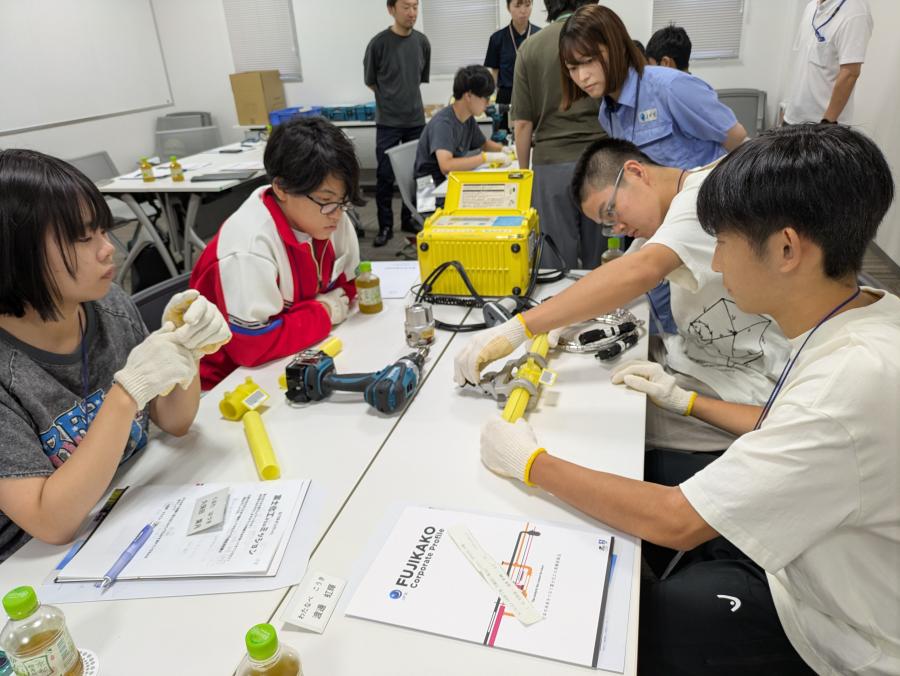 企業訪問・富士化工(株)
