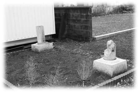 神明宮鳥居の残骸