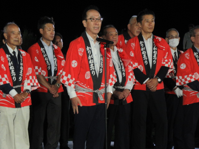 あいさつを行う市長の写真