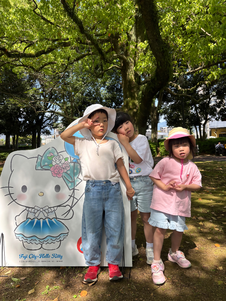 60周年キティちゃんと