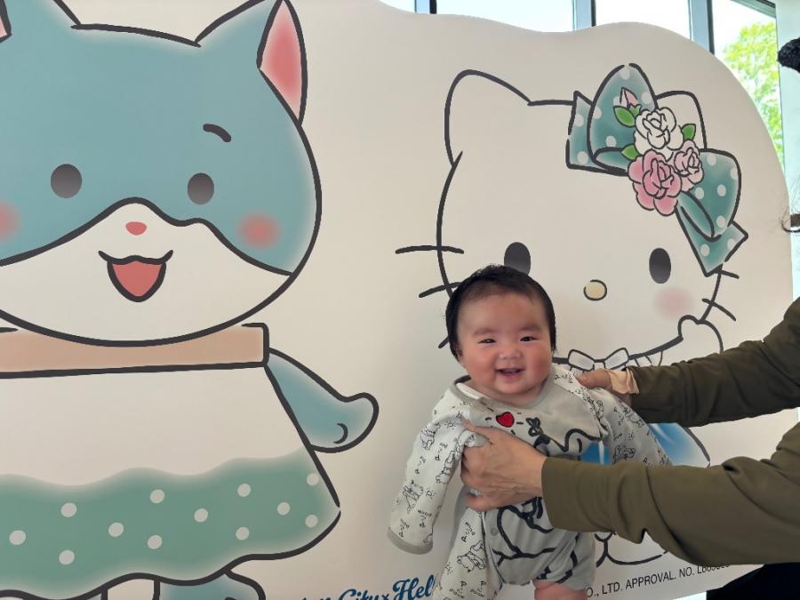 生後3ヶ月とキティちゃん