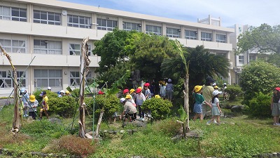 学校探検2