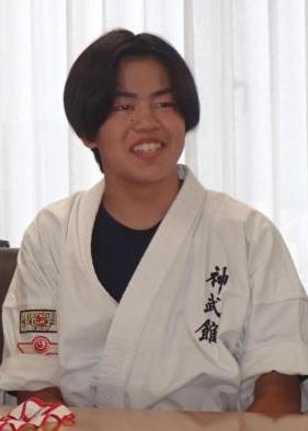 山本選手