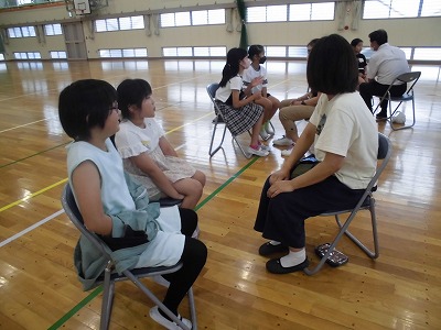 トークフォークダンス1
