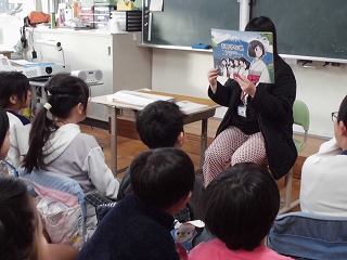 読み聞かせ1