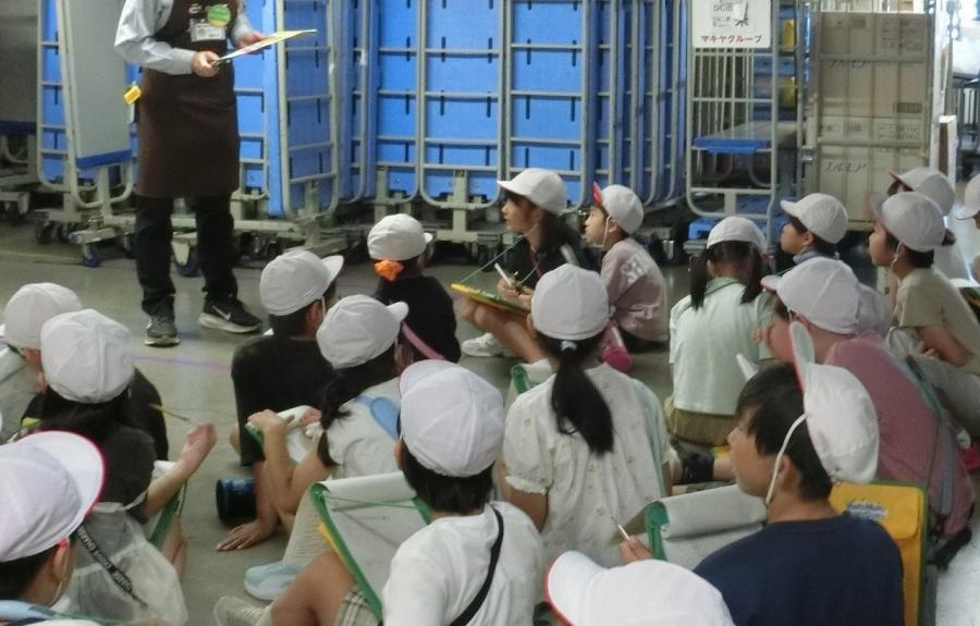 スーパーの見学3