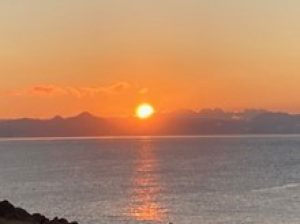 田子の海から昇る初日の出