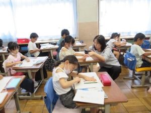 1月11日　2年生　国語「わにのおじいさんのたからもの」2