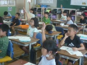 1月18日　2年生　道徳「ぐみの木と小鳥」2