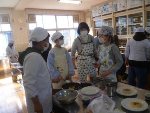 2月26日　6年生　家庭科「2年間の学習をふり返って(1)」1