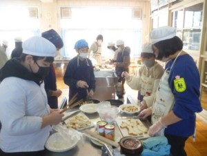 2月26日　6年生　家庭科「2年間の学習をふり返って(1)」2