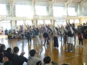3月1日「卒業を祝う会(5) ～3年生の出し物～」3