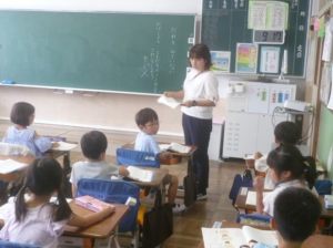 10月23日　1年生　道徳「だれもみていない」1