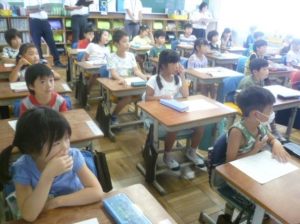 10月27日　1年生　国語「なつのおもいでをはなそう」2