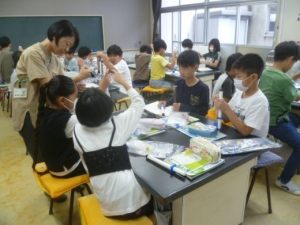 11月7日　4年生　理科「とじこめた空気と水」3