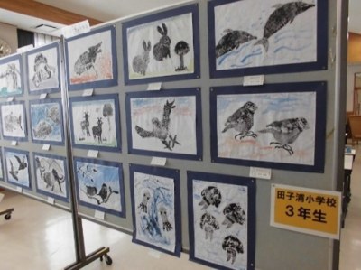 (写真)3年生の作品