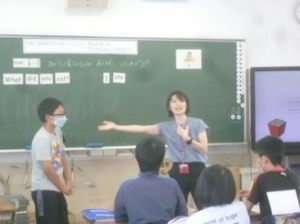 11月24日　6年生　外国語「Summer Vacation in the World」3