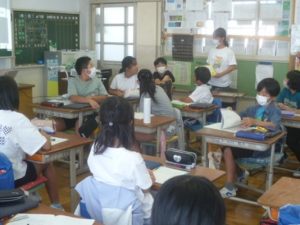 12月6日　5年生　総合「美味しく実れ！田子の米！」1