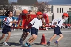 12月11日　3,4年生「スポーツ大会　～ダービー～」1