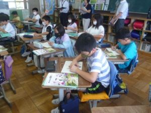 12月18日　4年生　道徳「休み時間のできごと」3