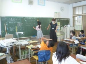 10月18日　4年生　算数「がい数」1