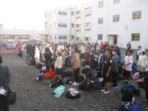 10月23日　6年生「修学旅行1日目　出発式」3