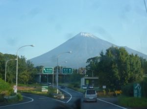 10月23日　6年生「修学旅行1日目　出発」3