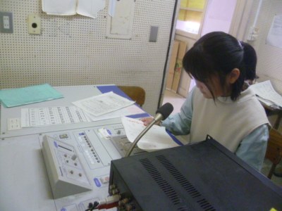 10月10日　前期終業式　4年生代表児童