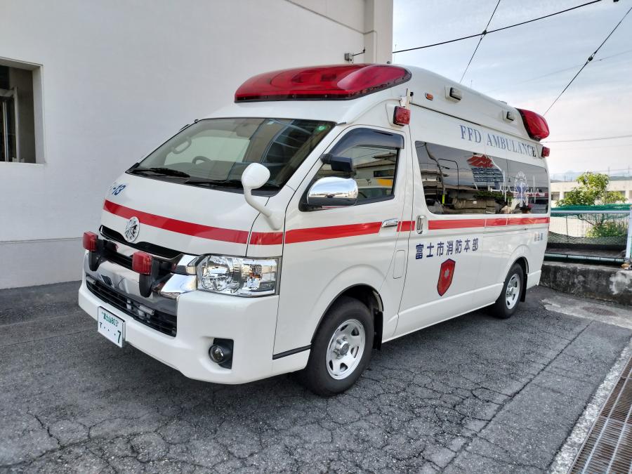 （写真）非常用救急車